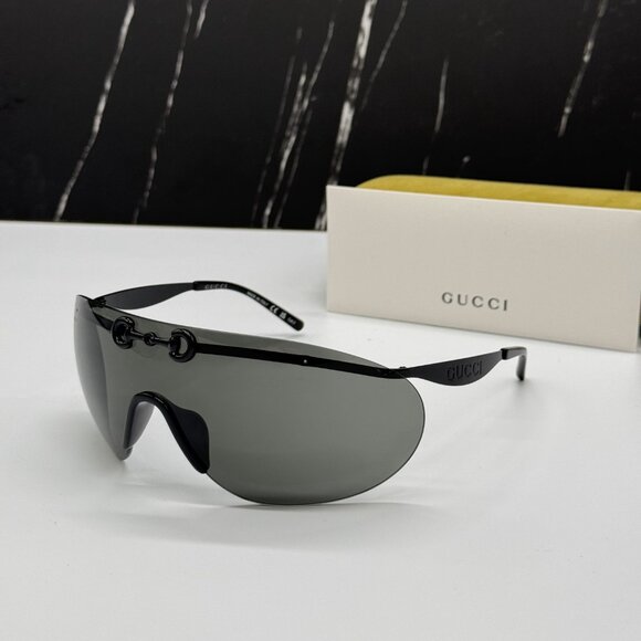 NEW GG1656S 001 GUCCI SHIELD MASK SUNGLASSES GUCCI - Picture 1 of 11